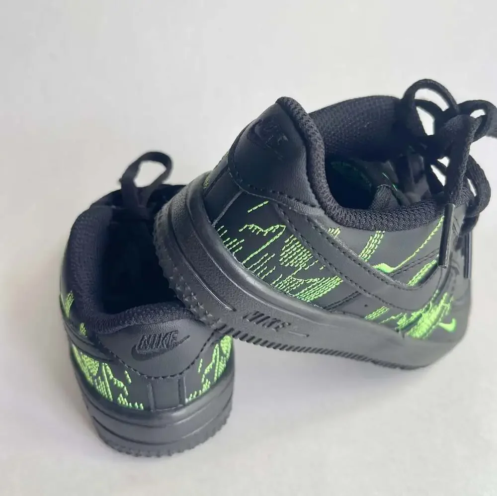 Nike Air Force 1 LV8 Size 8 Toddler Black Green Strike